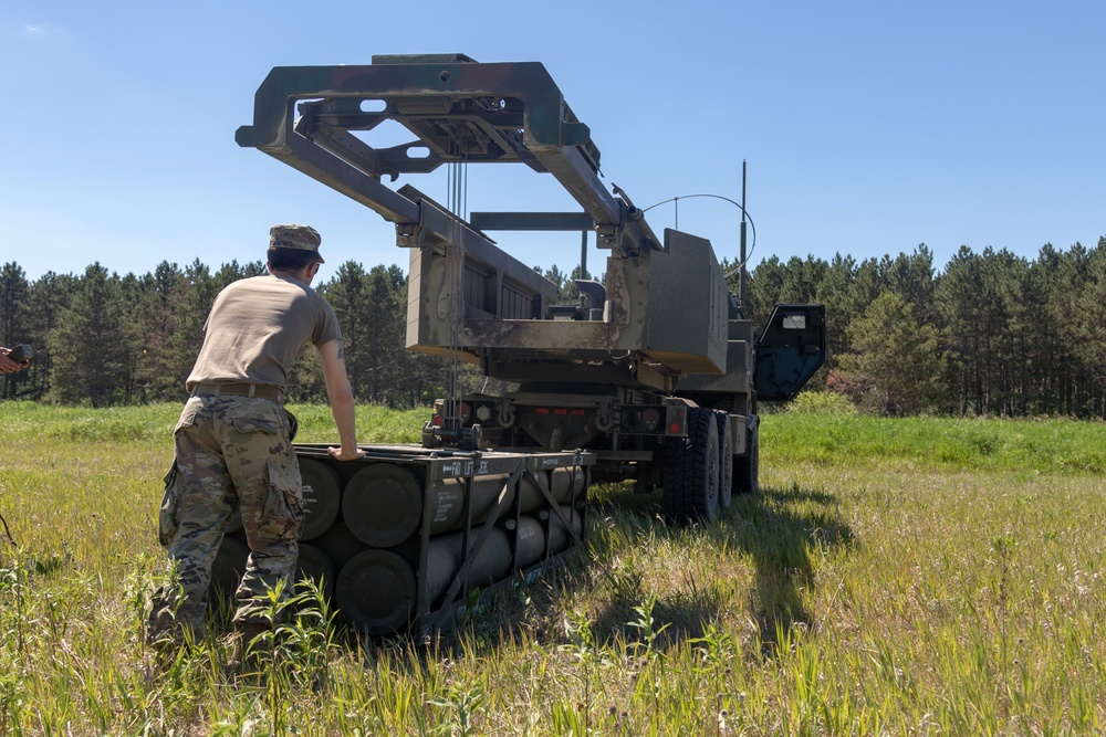 121st FA HIMARS Trains at Camp Ripley