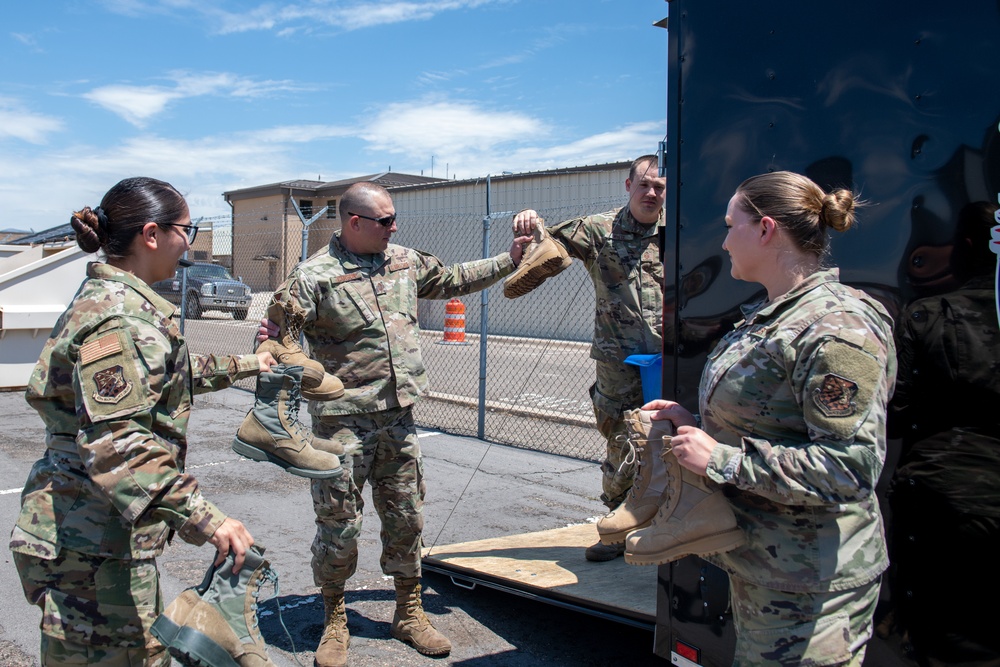 Boot drive for Operation Heroes