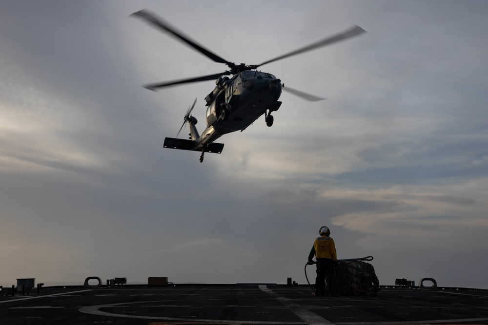 DVIDS - Images - USS Sioux City and HSC 22 Sailors Participate in ...