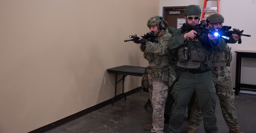 2nd SFS performs joint training event with local law enforcement