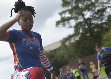 Harlem Globetrotters visit Moody during family event