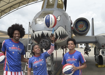 Harlem Globetrotters visit Moody during family event