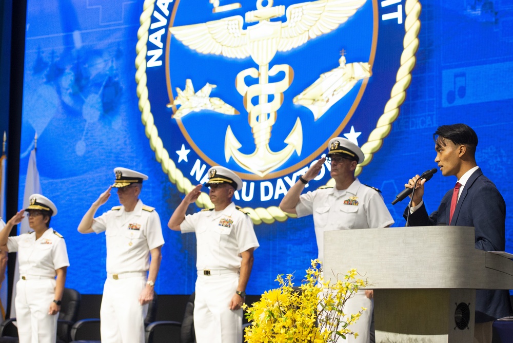 Navy Medical Research Unit Dayton Holds Change of Command