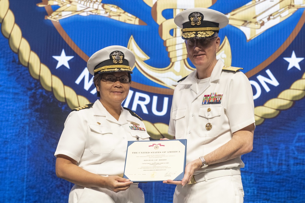 Navy Medical Research Unit Dayton Holds Change of Command