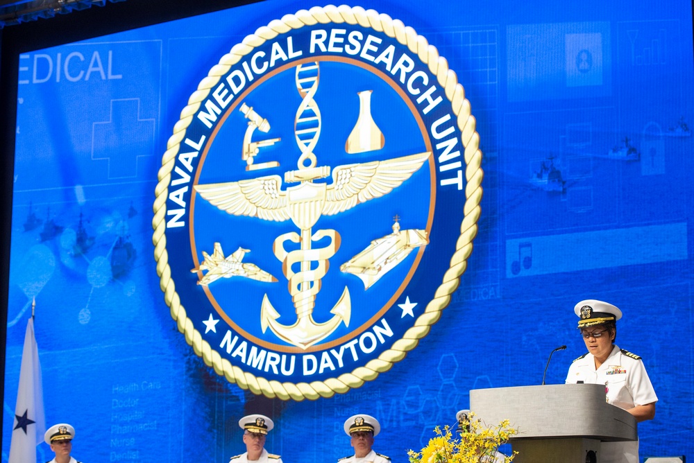 Navy Medical Research Unit Dayton Holds Change of Command