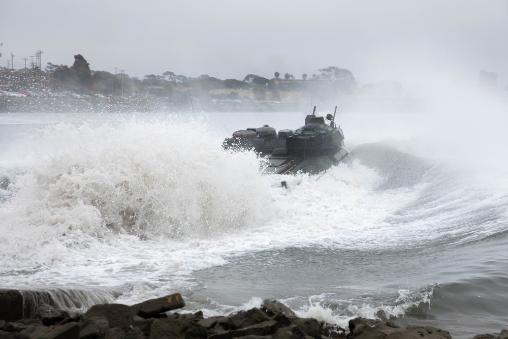 Hitting the surf | Marines with 1st Bn., 5th Marines conduct water operations