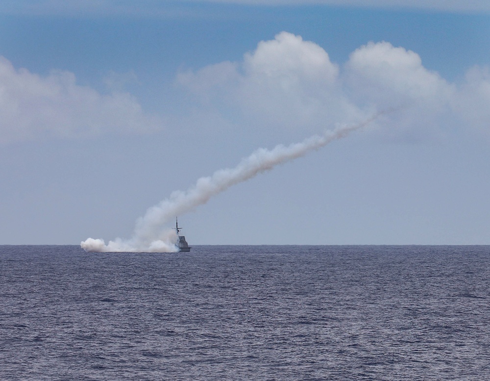 USS Benfold Participates in Pacific Griffin 2021