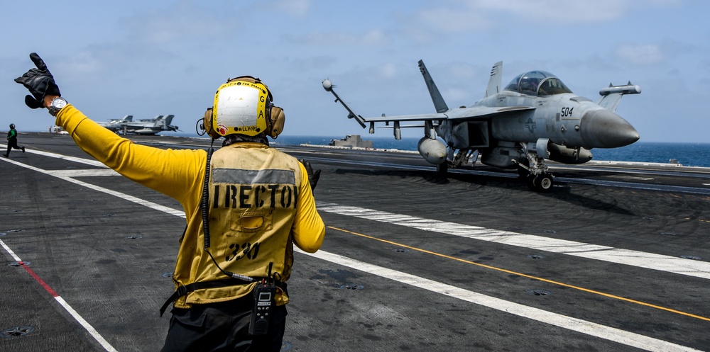 USS Ronald Reagan (CVN 76) Flight Operations