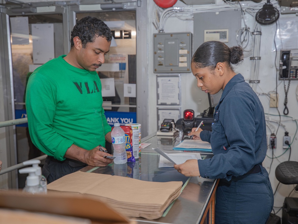 USS Ronald Reagan (CVN 76) Ship’s Store