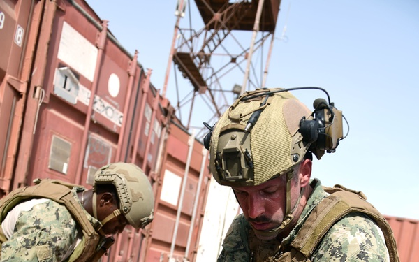 Navy teaches Tactical Combat Casualty Care to Army