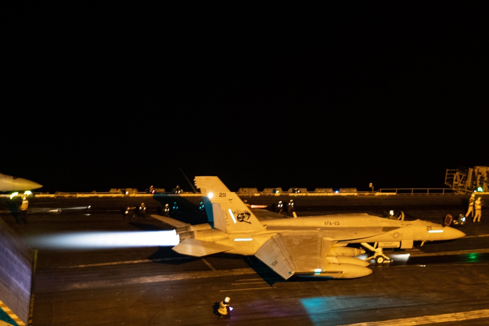 USS Carl Vinson Conducts Night Operations