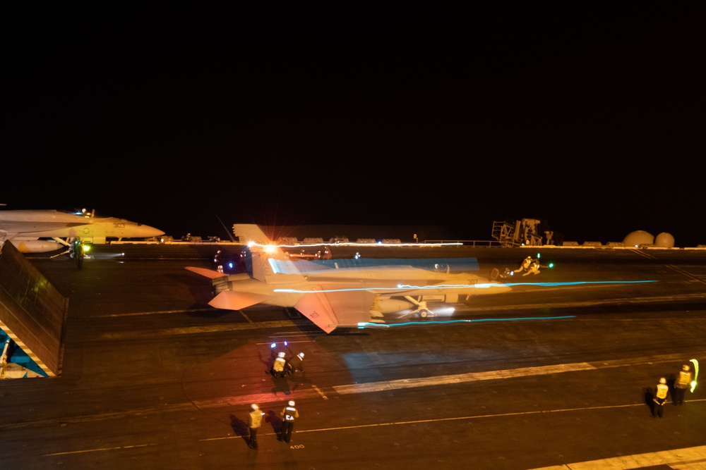 USS Carl Vinson Conducts Night Operations