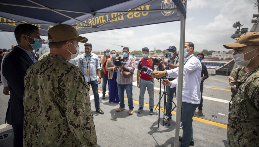 USS Billings Commanding Officer is Interviewed by Dominican Republic Media Outlets