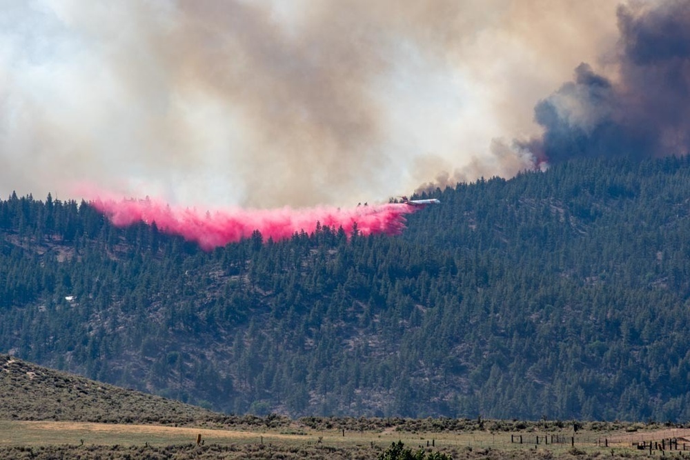 DVIDS Images Air Tanker drops retardant on the Beckwourth Complex