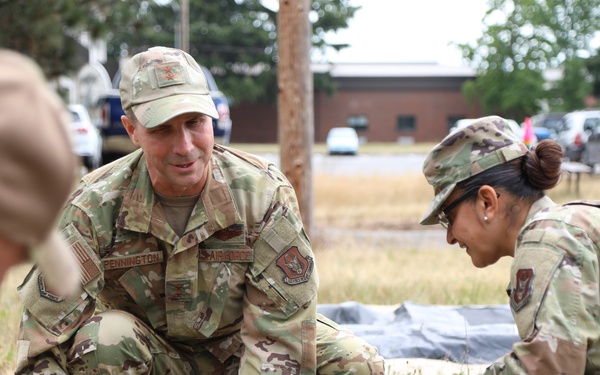 Fourth Air Force leadership visits McChord Reserve Citizen Airmen
