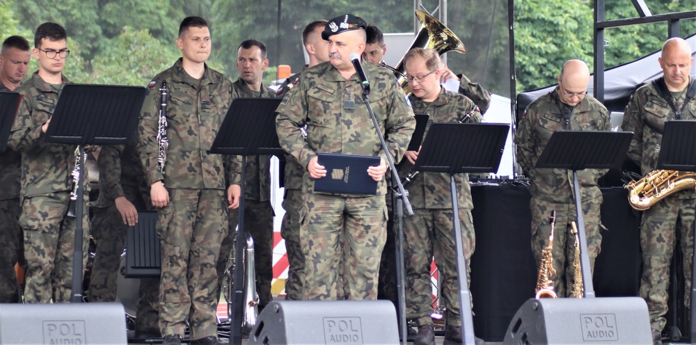 ASG-P MWR hosts 4th of July cooperative family fun day