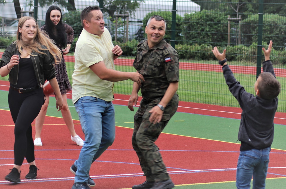 ASG-P MWR hosts 4th of July cooperative family fun day