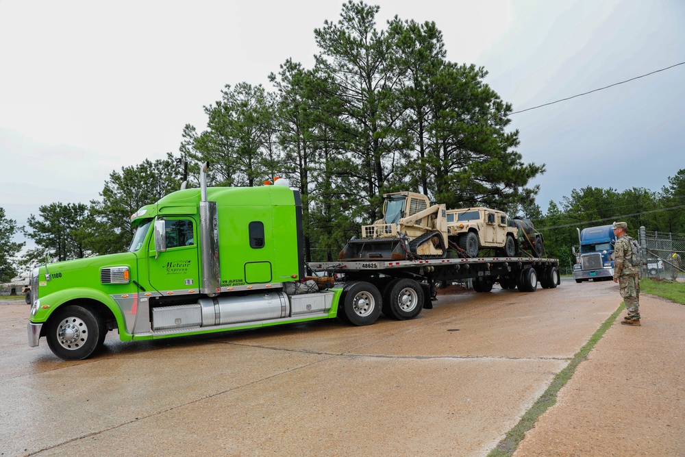 Arkansas Army National Guardsmen perform line haul operations at JRTC