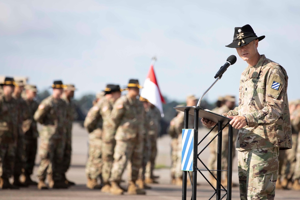 The Lighthorse Soldiers of the 3rd Squadron, 17th Cavalry Regiment welcome their new command sergeant major.