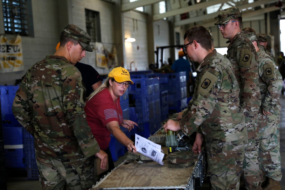 Arkansas National Guard Soldiers gear up for training