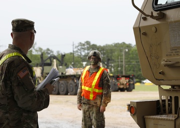 Arkansas National Guardsmen in-process Soldiers at Fort Polk