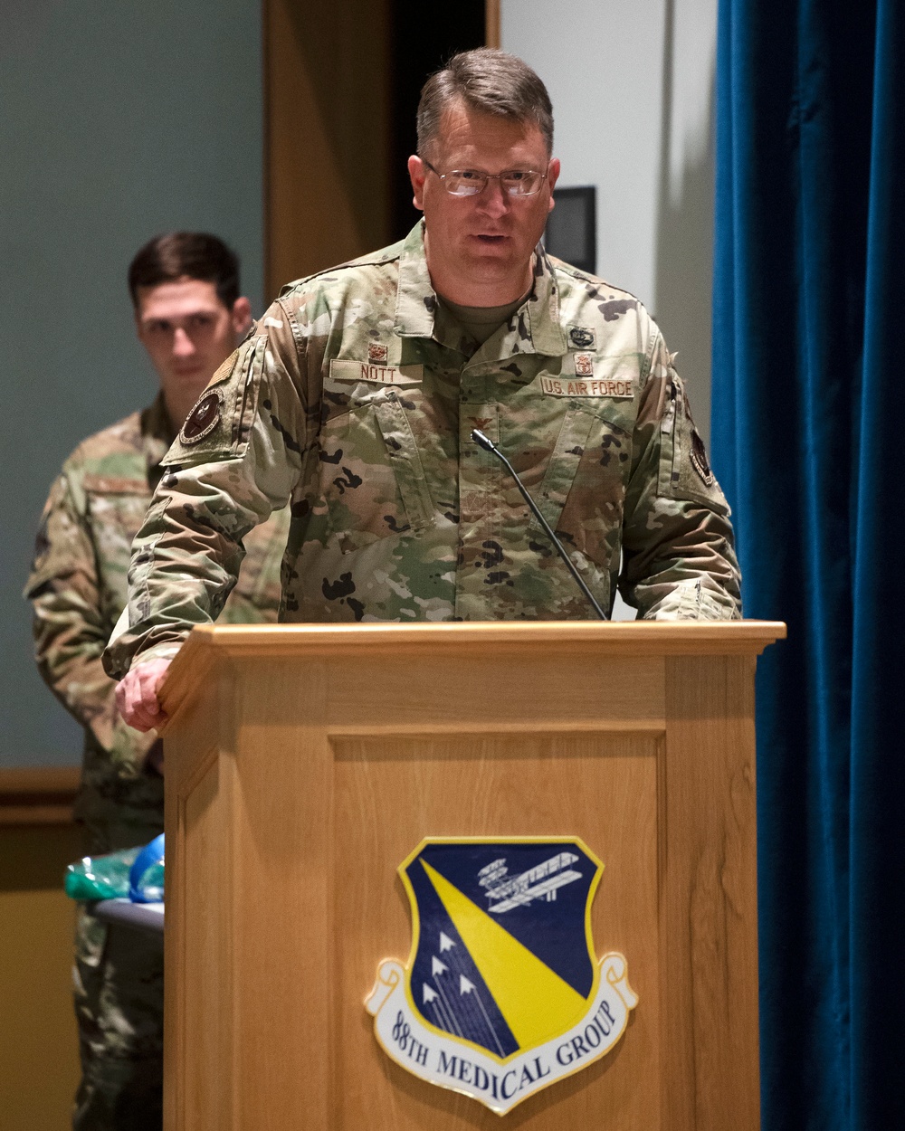 88th SGCS change of command