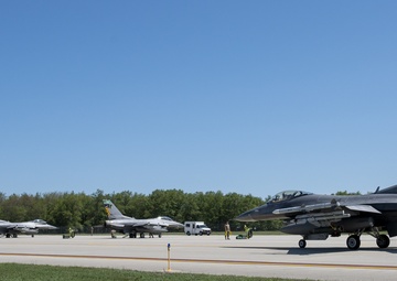 GIDE 3/ADE 5: Fighting Falcons check in