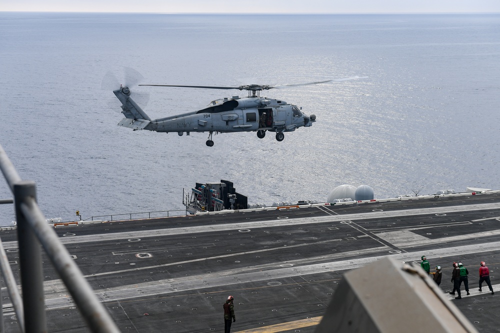 USS Carl Vinson (CVN 70) Transits the Pacific