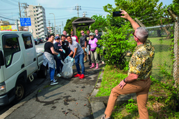 Marines enjoy fence line cleaning alongside Camp Lester