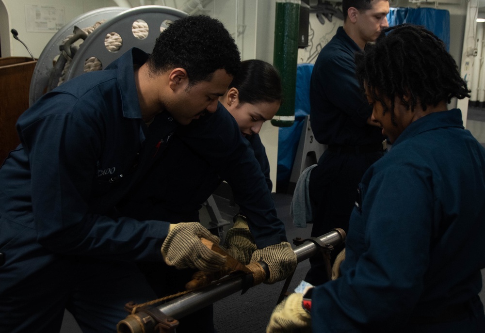 USS Ronald Reagan (CVN 76) DC Pipe Patching