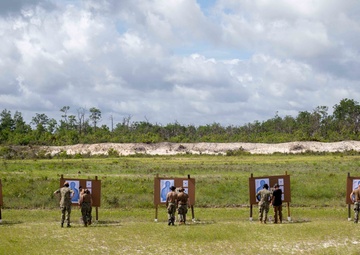 LCSRON 2 Reservists Conduct Weapons Qualifications