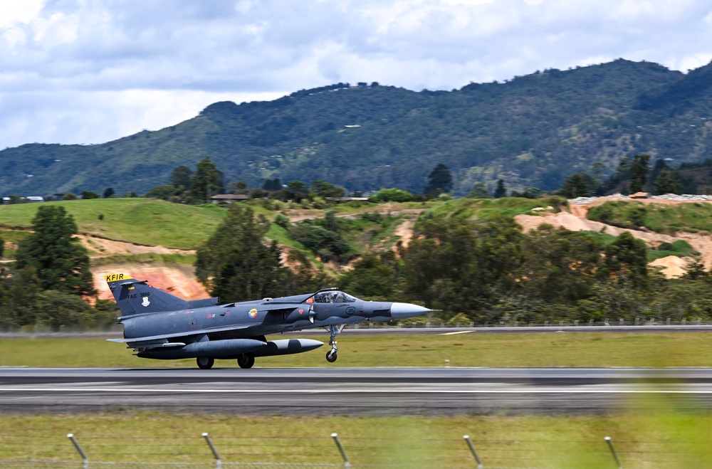 U.S. and Colombian Air Force aircraft take off during Exercise Relampago VI