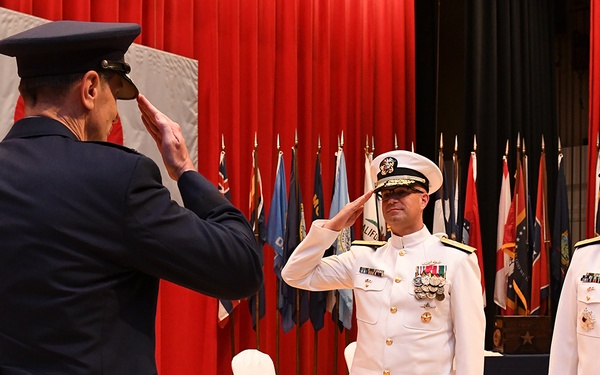 Naval Forces Japan, Navy Region Japan Holds Change of Command