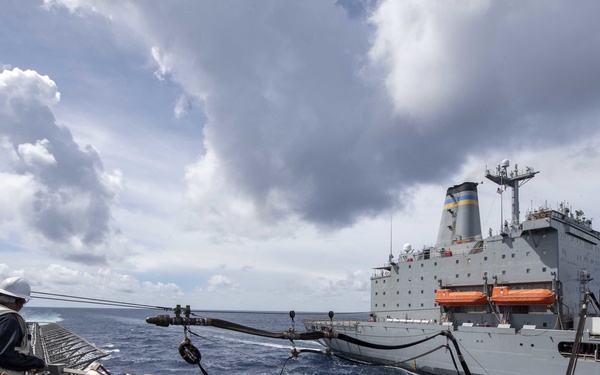 Fueling At Sea with USS Charleston (LCS 18), USNS Tippecanoe (T-AO 199)