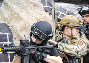 422d SFS, MPD NHPD integrate for tri-agency active shooter response exercise