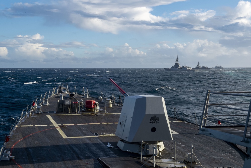 USS Rafael Peralta (DDG 115) sails in formation with Royal Australian Navy, Republic of Korea Navy and Japan Maritime Self Defense Force