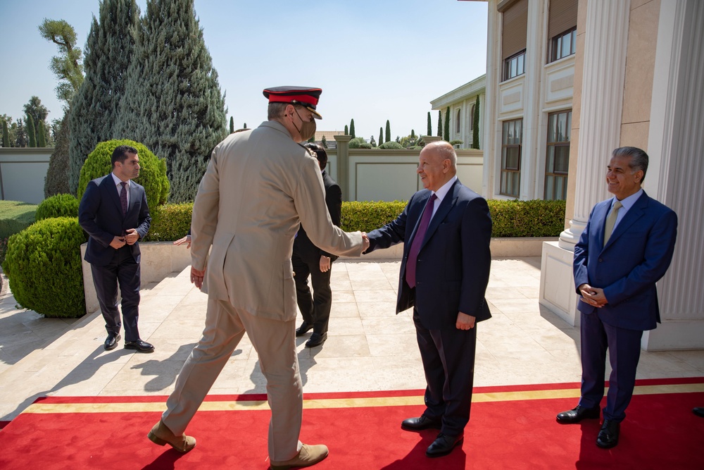 Brigadier General Richard Bell meets with President Barzani to discuss continuous efforts to defeat Isis.