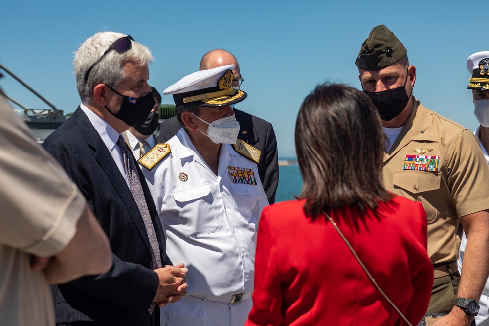 Spanish Minister of Defense Visits Rota