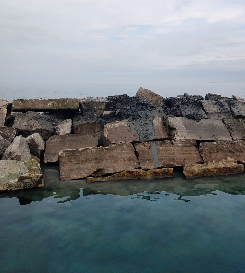 Buffalo Harbor west breakwater repairs