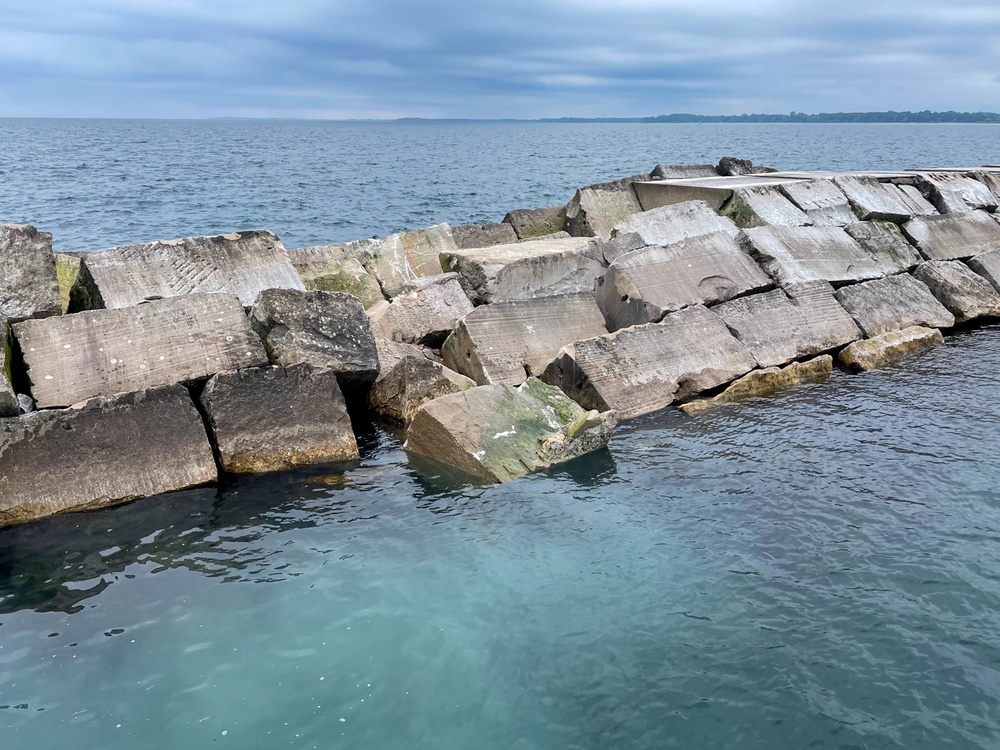 Buffalo Harbor west breakwater repairs