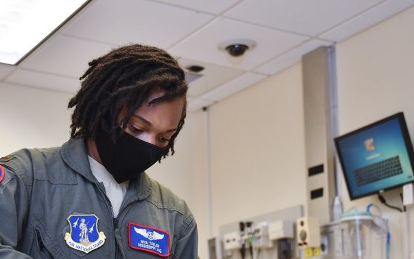 Coastal collaboration perfects aeromedical capabilities