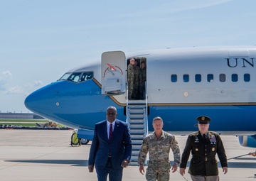 Secretary Austin, Milley greet Miller upon return