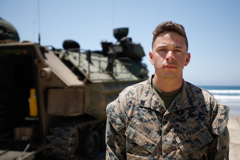 Hitting the Surf | 1st Bn., 5th Marines Conduct AAV Training