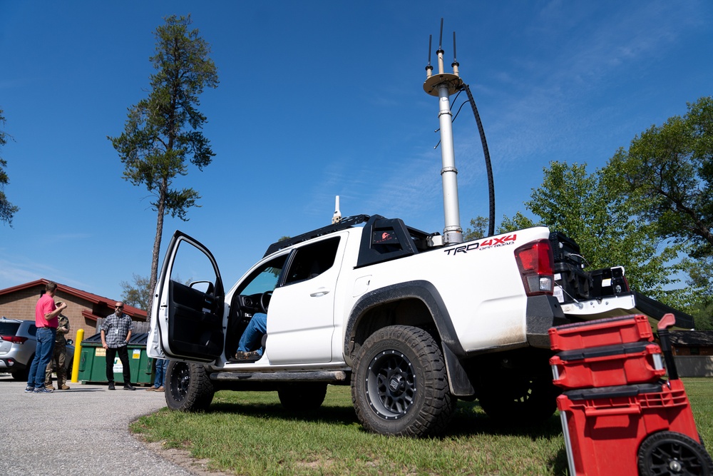 GIDE 3/ADE 5: Cell On Light Truck