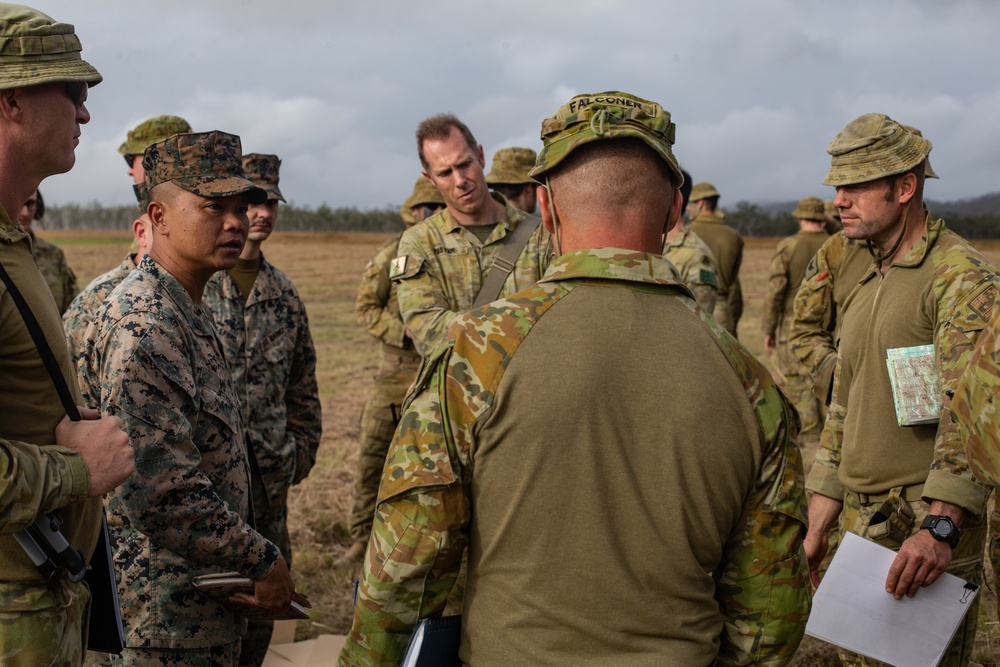 Marines with 31st MEU meet Australians for ROC Walk