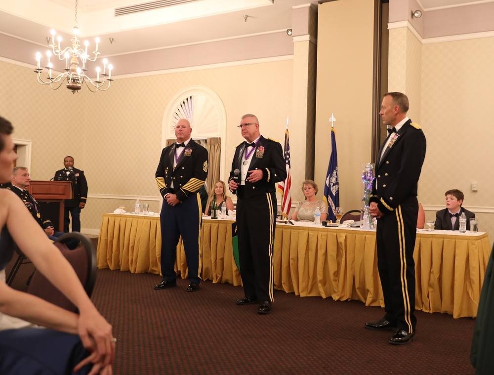 USACAPOC(A) Commanding General attends 352 CACOM Relinquishment of Command Ceremony