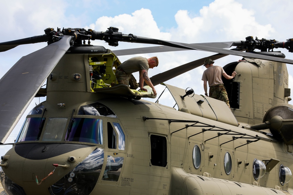 1st Battalion, 52nd Aviation Regiment supports Forager 21
