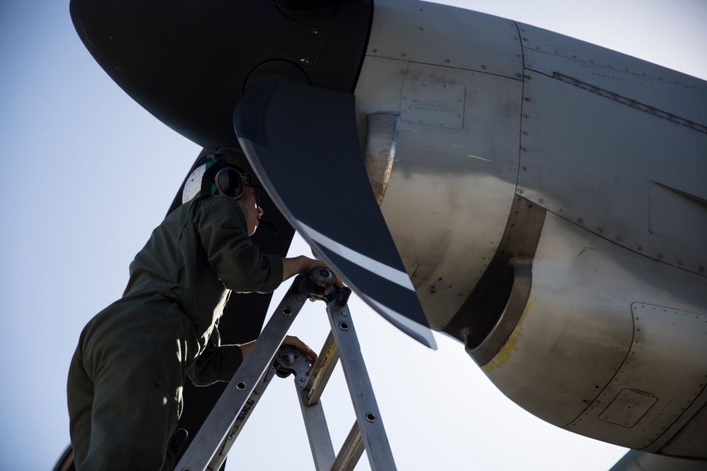 Talisman Sabre 21: U.S. Marines with VMGR-152 conduct aerial refueling in Australia