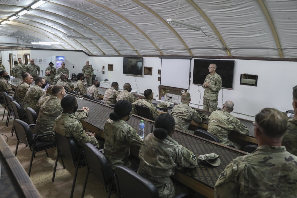 LANG Adjutant General visits Guardsmen, Tiger Brigade in Kuwait