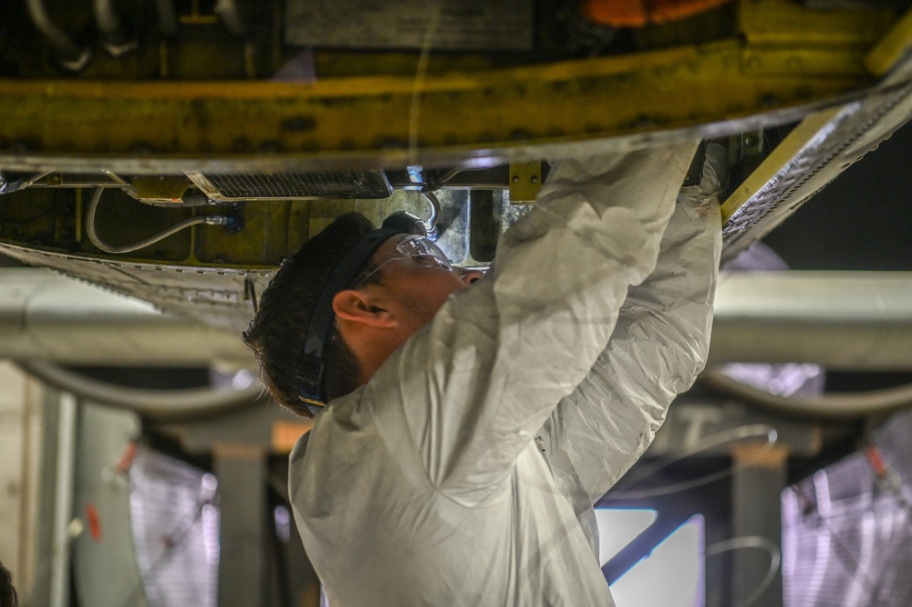 Hill engineers work to improve A-10 APU insulation